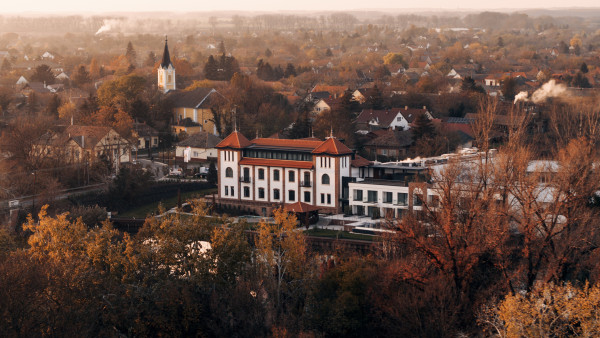 Nyugdíjas őszi kikapcsolódás a Bordűr Hotelben